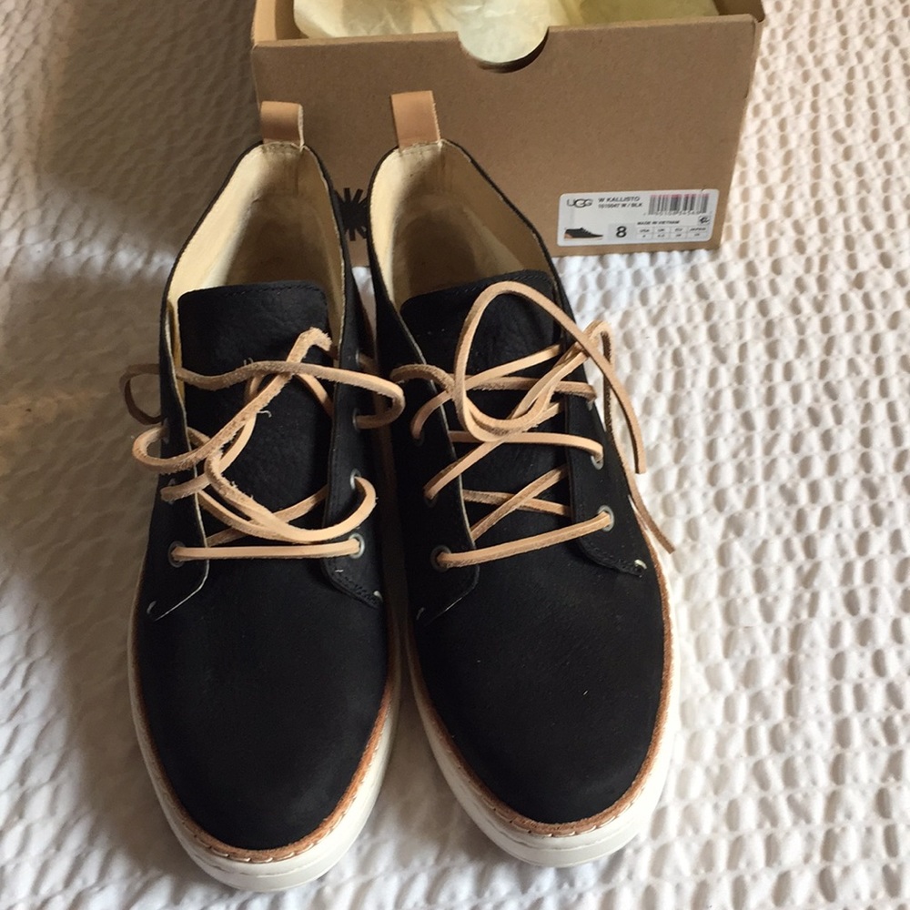 Ugg woman shoes